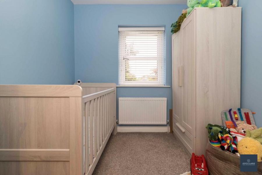 5 Rowan Mews