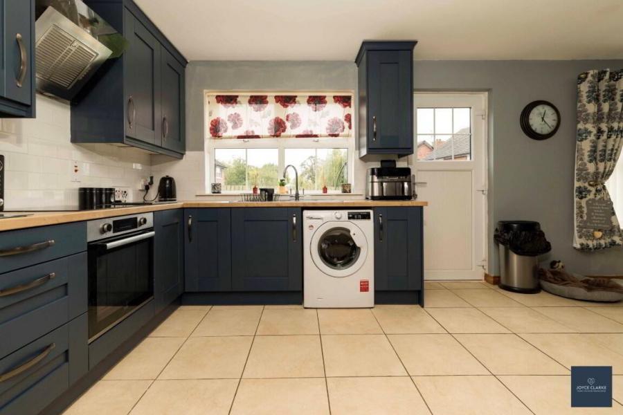 34 Selshion Hall 34 Selshion Hall