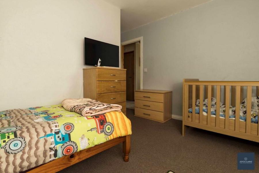 34 Selshion Hall 34 Selshion Hall