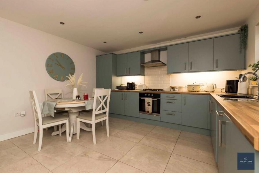 30 Drumford Close 30 Drumford Close