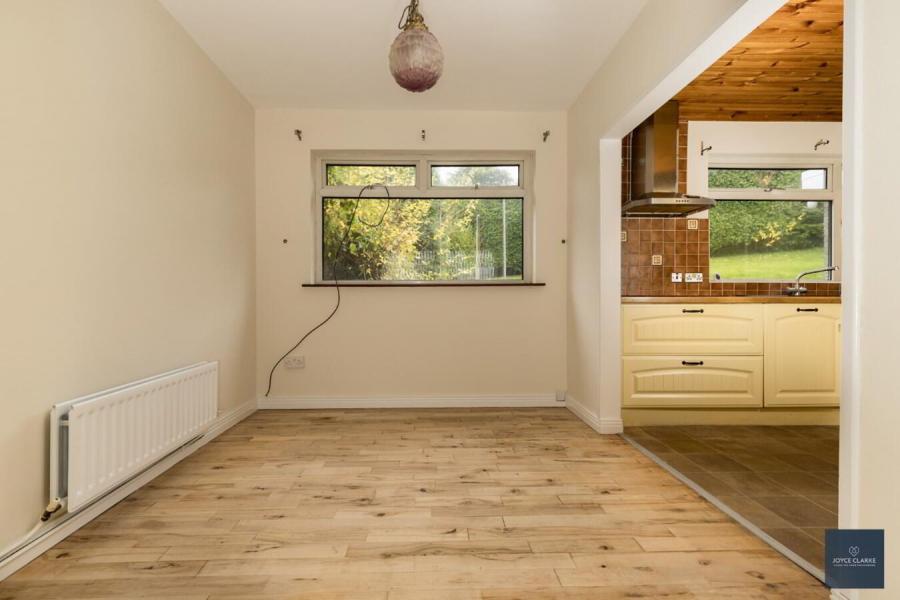 12 Kensington Avenue