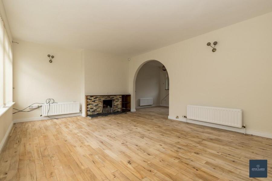 12 Kensington Avenue