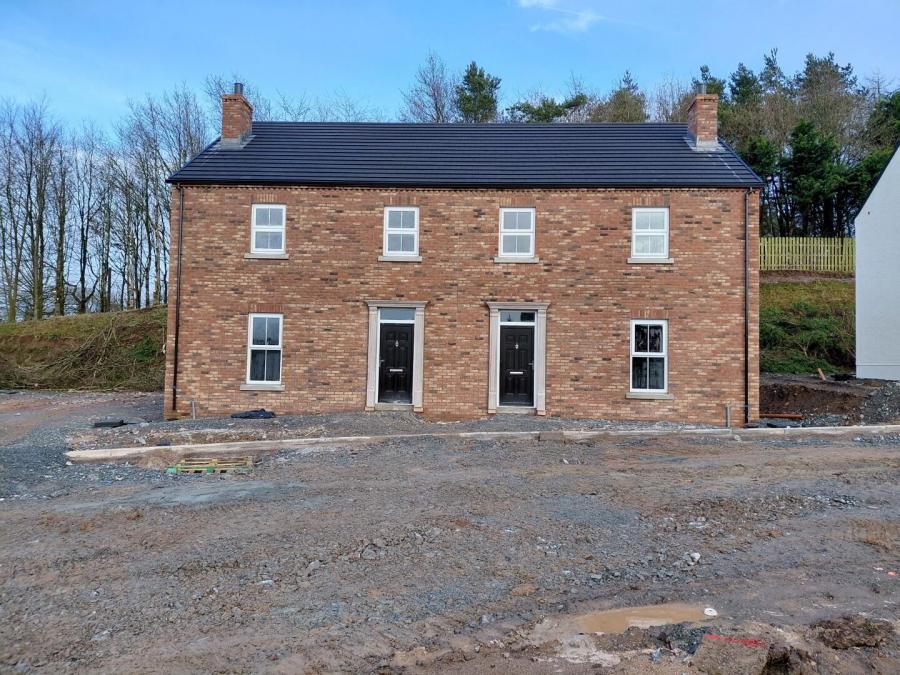 12, Brick, The Spires, Bush Road