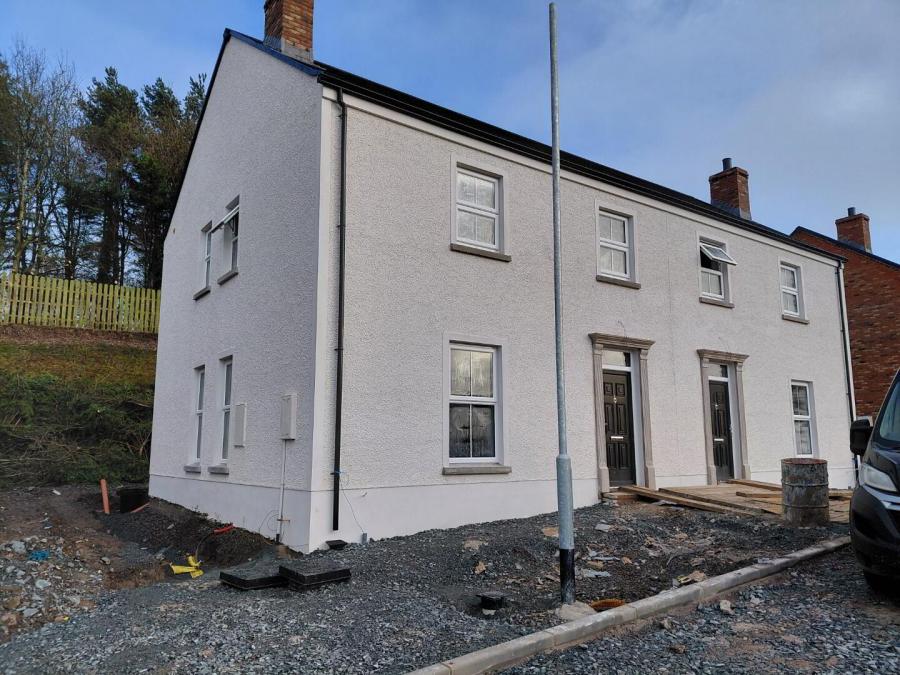 12, Brick, The Spires, Bush Road