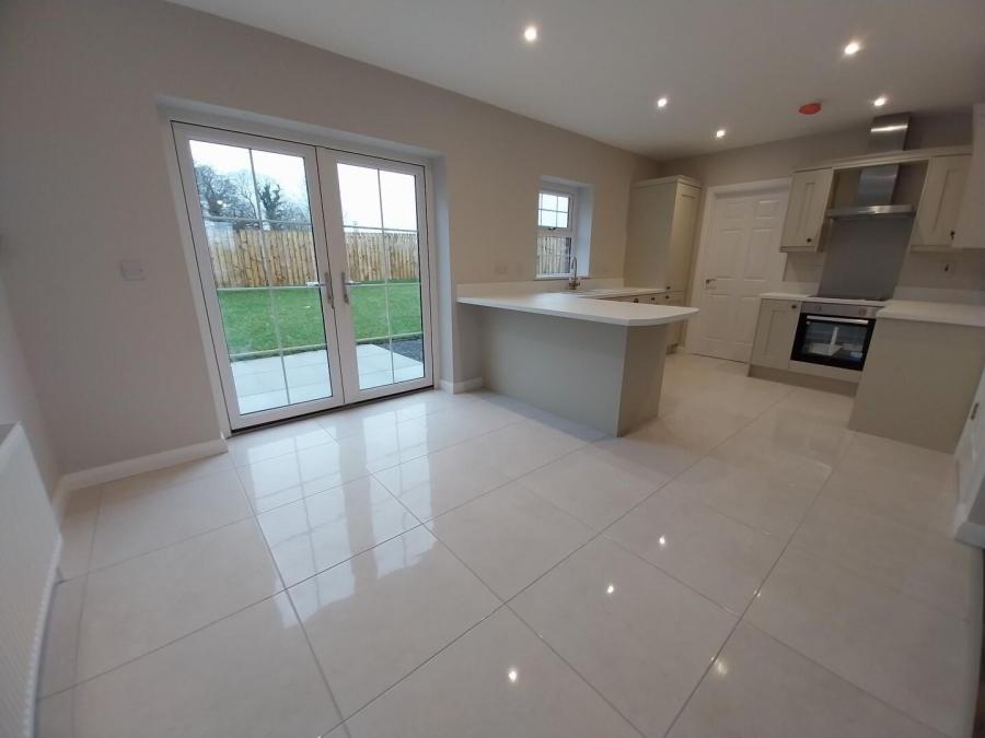 104, Brick, Dickson's Wood