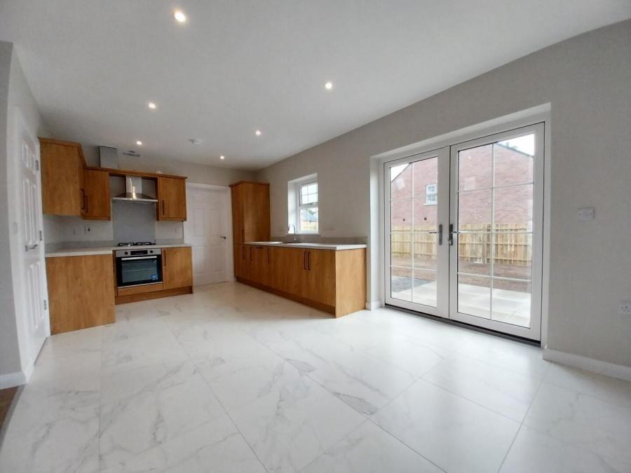 104, Brick, Dickson's Wood