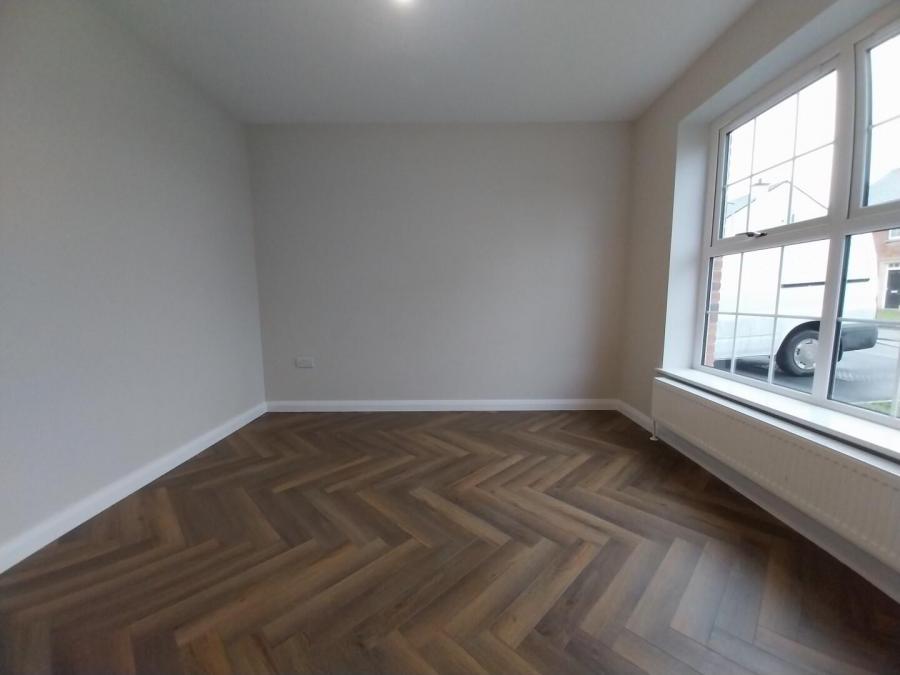 104, Brick, Dickson's Wood