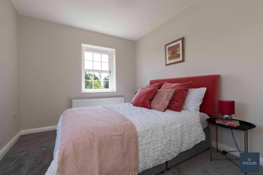 104, Brick, Dickson's Wood