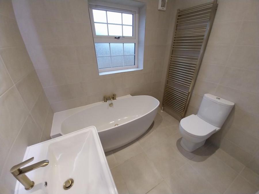 104, Brick, Dickson's Wood