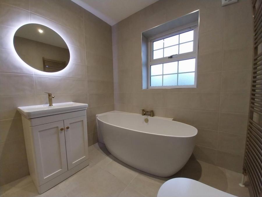 104, Brick, Dickson's Wood