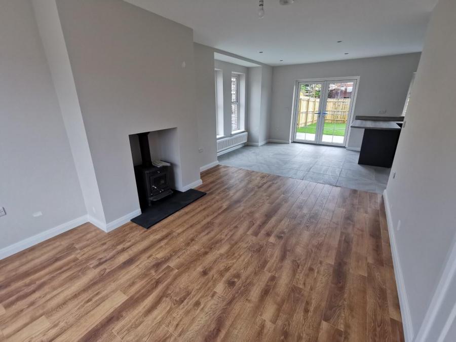 104, Brick, Dickson's Wood