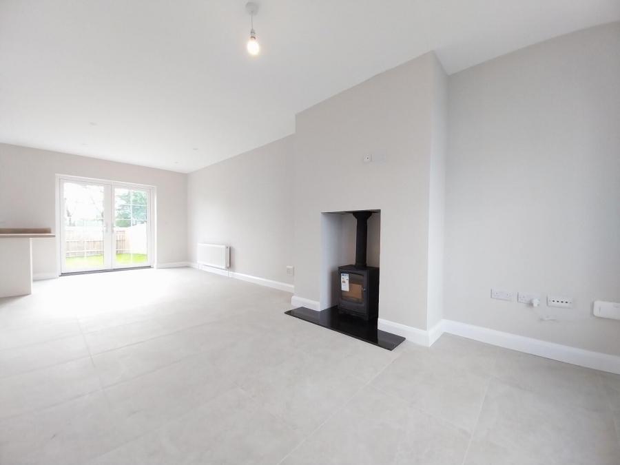 104, Brick, Dickson's Wood