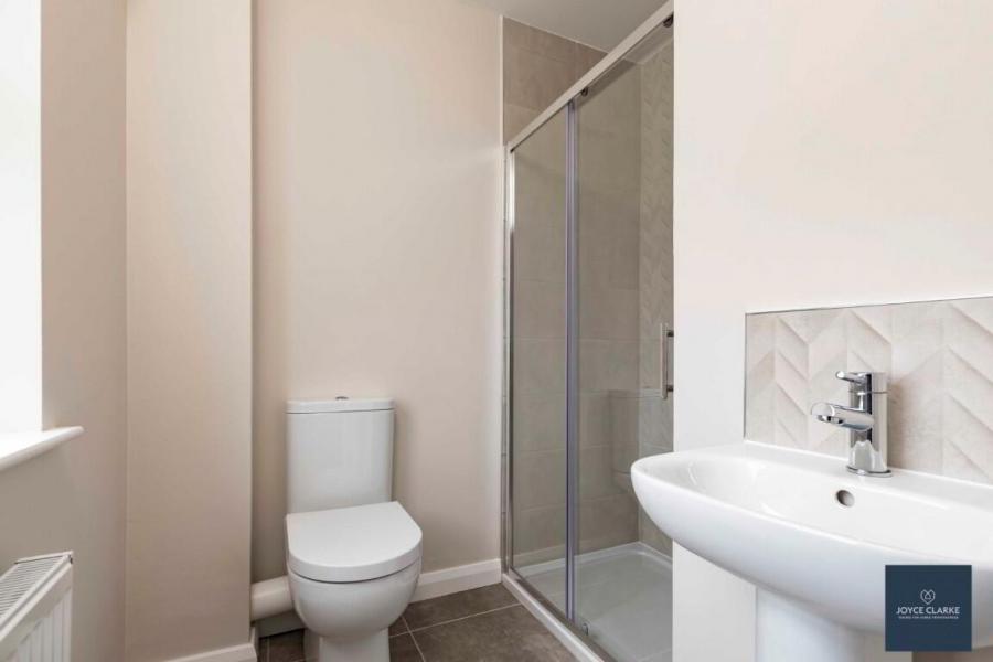 109 Render, 86 Dickson's Wood