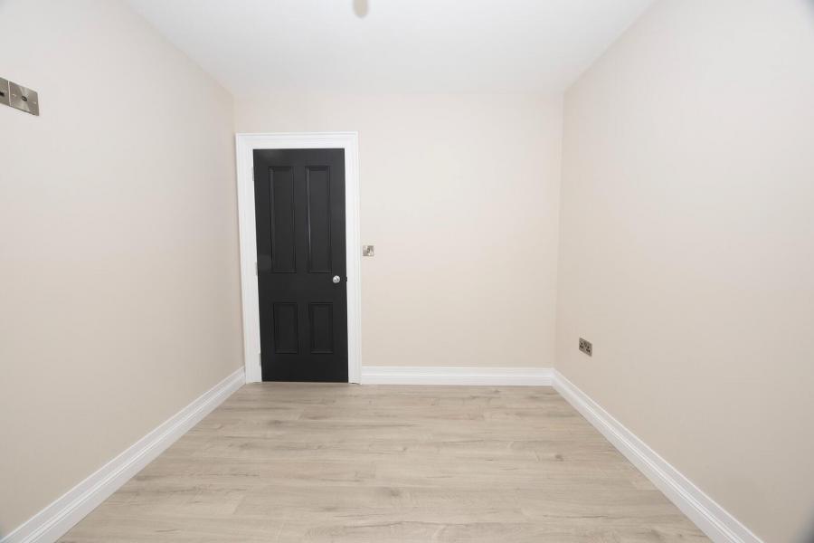 13, Laurelmount Meadows