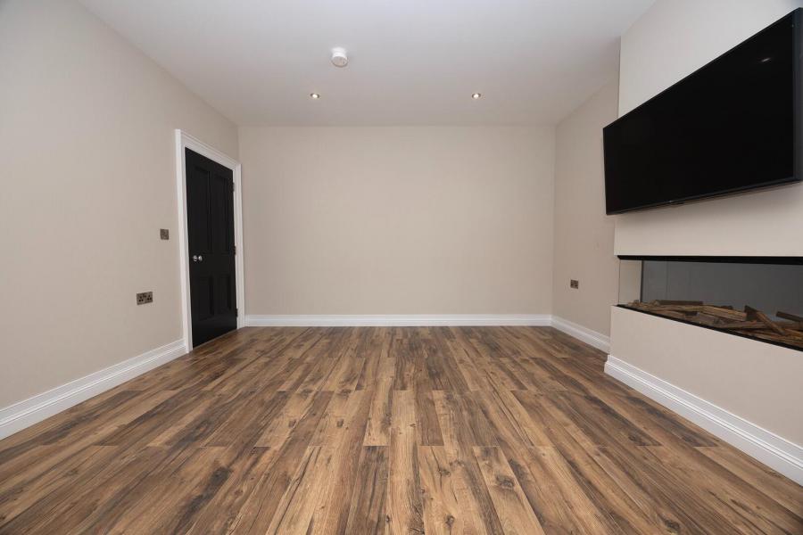 13, Laurelmount Meadows