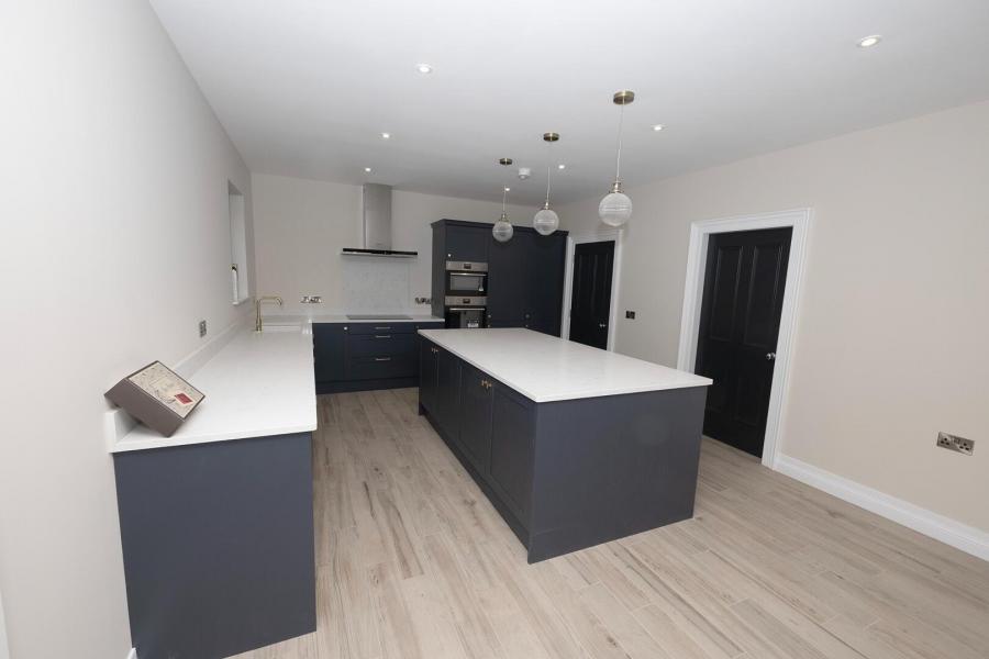 13, Laurelmount Meadows