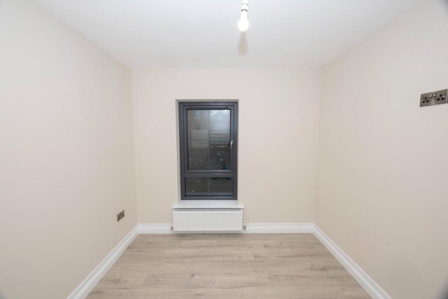 14, Laurelmount Meadows