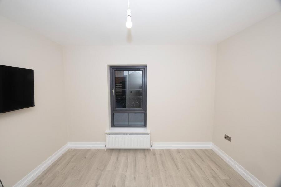 14, Laurelmount Meadows