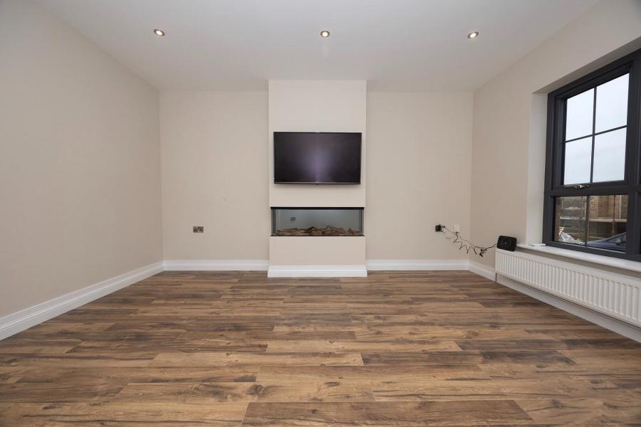 14, Laurelmount Meadows