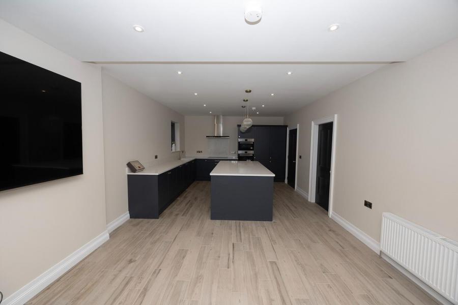 14, Laurelmount Meadows