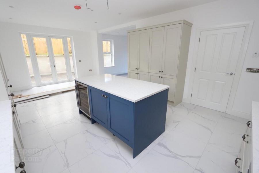 New Build, Tirnascobe Road