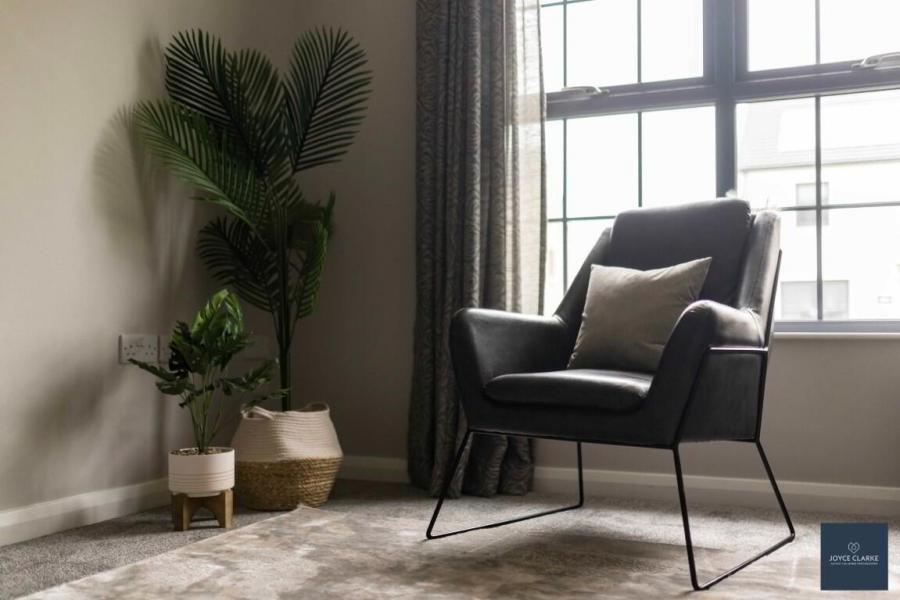 33, Render, Rathview Hall