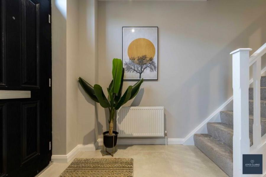 34, Render, Rathview Hall