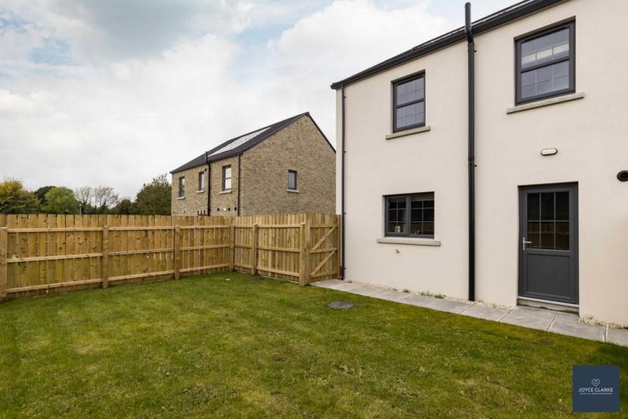 34, Render, Rathview Hall