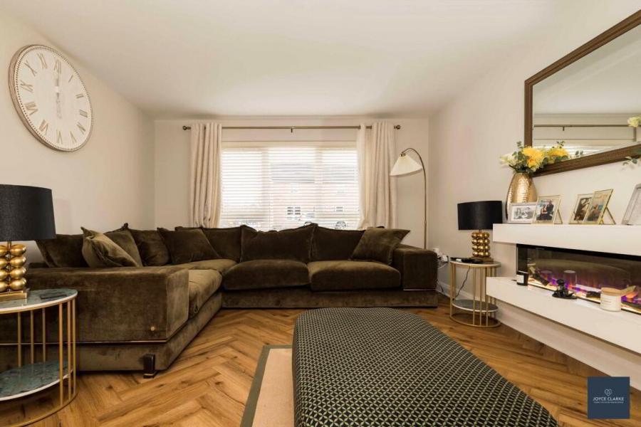 24A Ballynacor Meadows