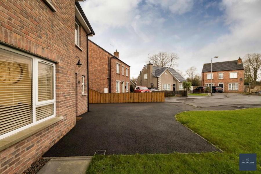 24A Ballynacor Meadows