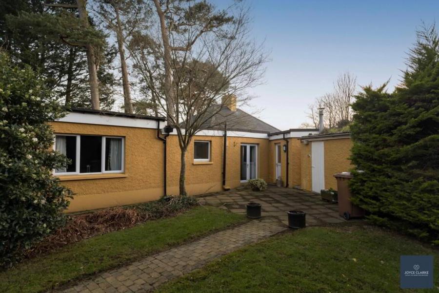 Fenny Drayton Cottage, 19 Cloghan Road