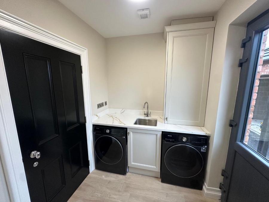 30, Laurelmount Meadows