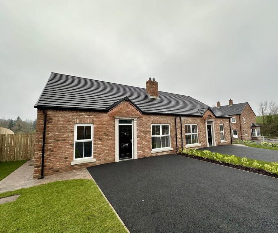 9, Render Finish, Bush Road