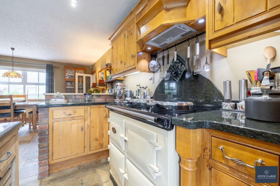 263A Markethill Road