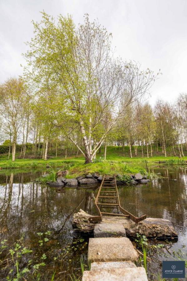 263A Markethill Road