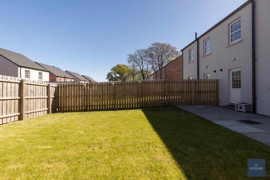 143 Dicksons Wood