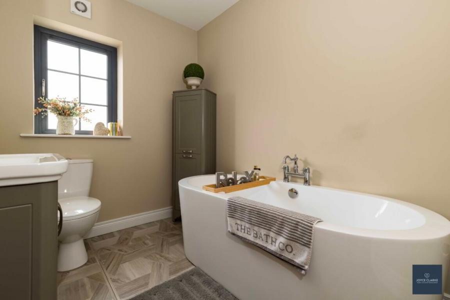 46 Beechcroft