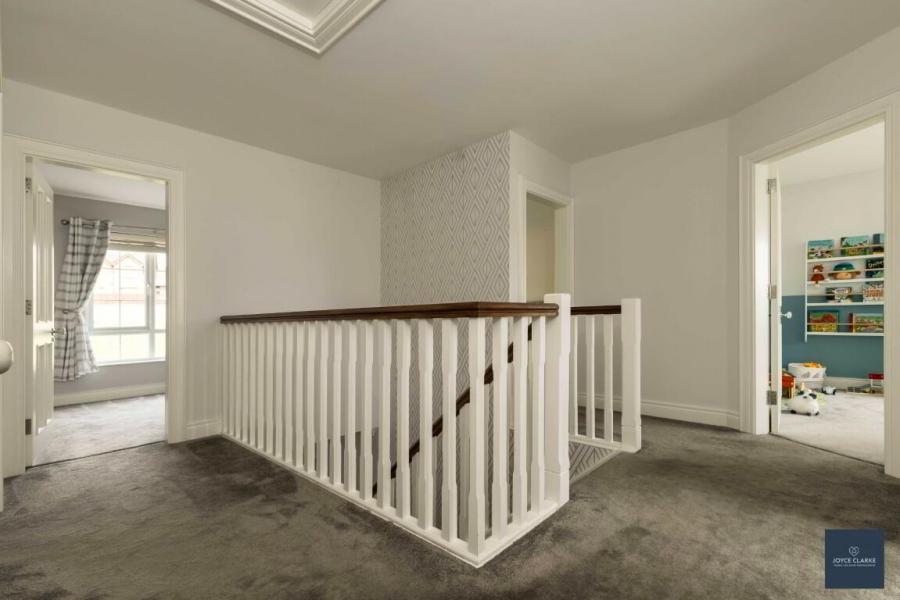 84 Bocombra Hill
