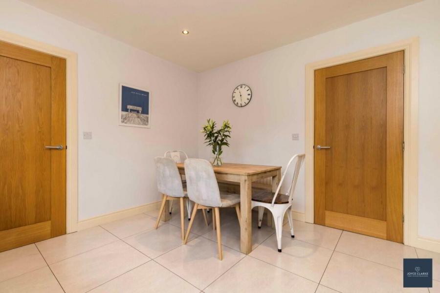 95 Ballynadrone Meadows