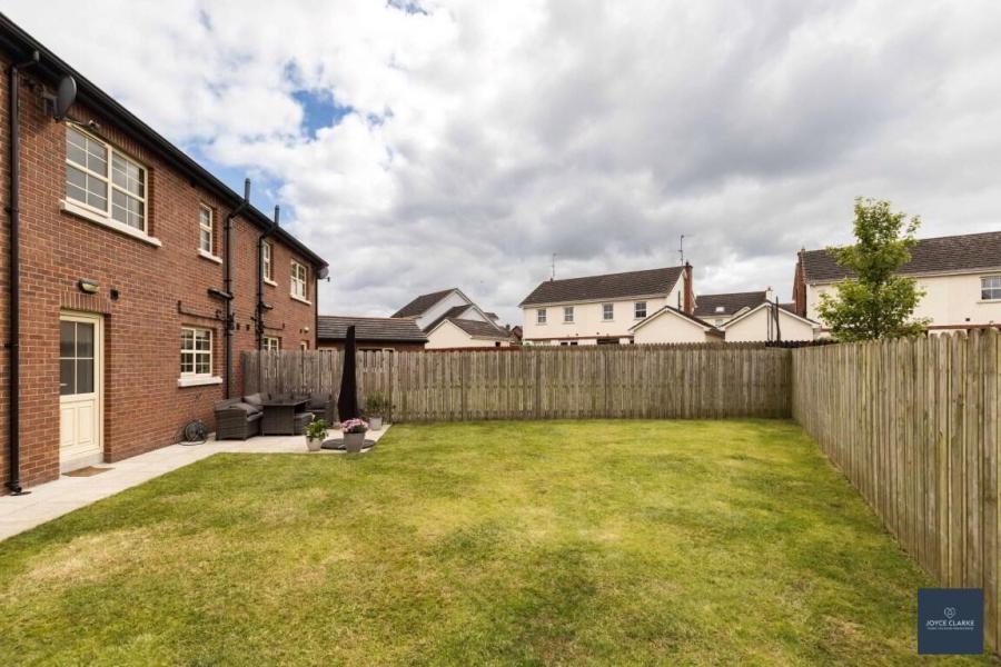 95 Ballynadrone Meadows