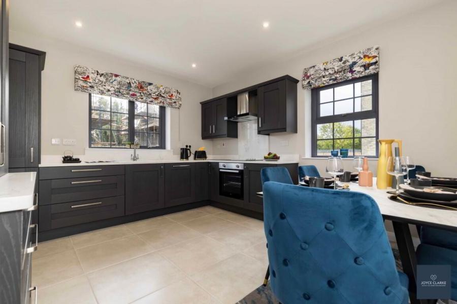 55, Render, Rathview Hall