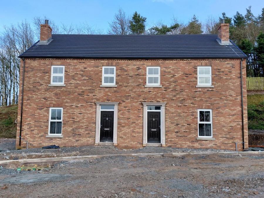 18, Brick, The Spires, Bush Road