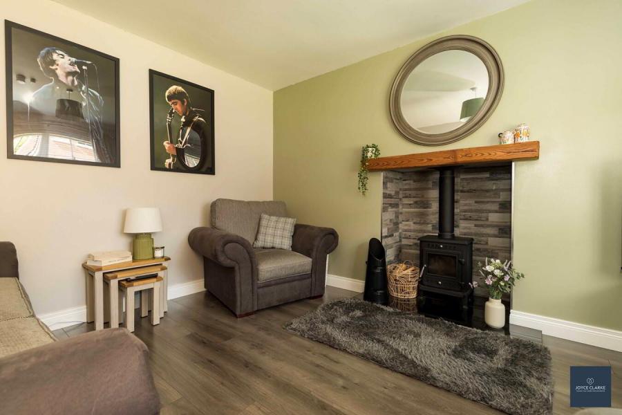 11 Rowan Mews