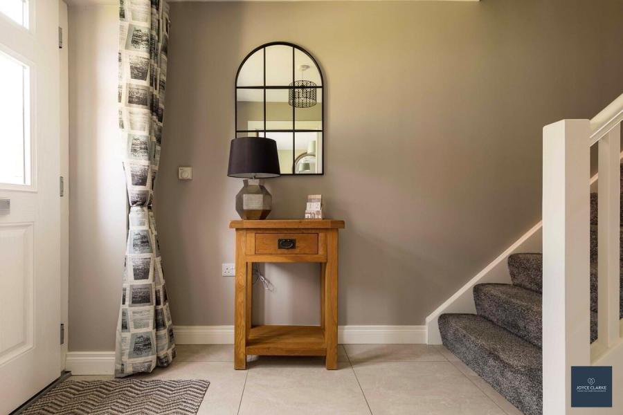 11 Rowan Mews