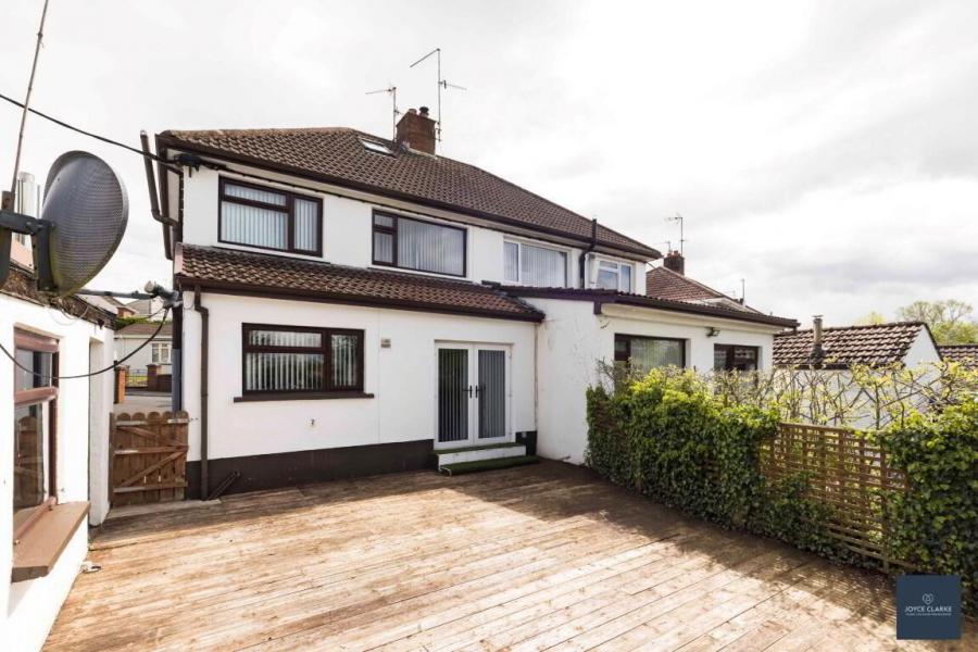 95 Kingsway Drive