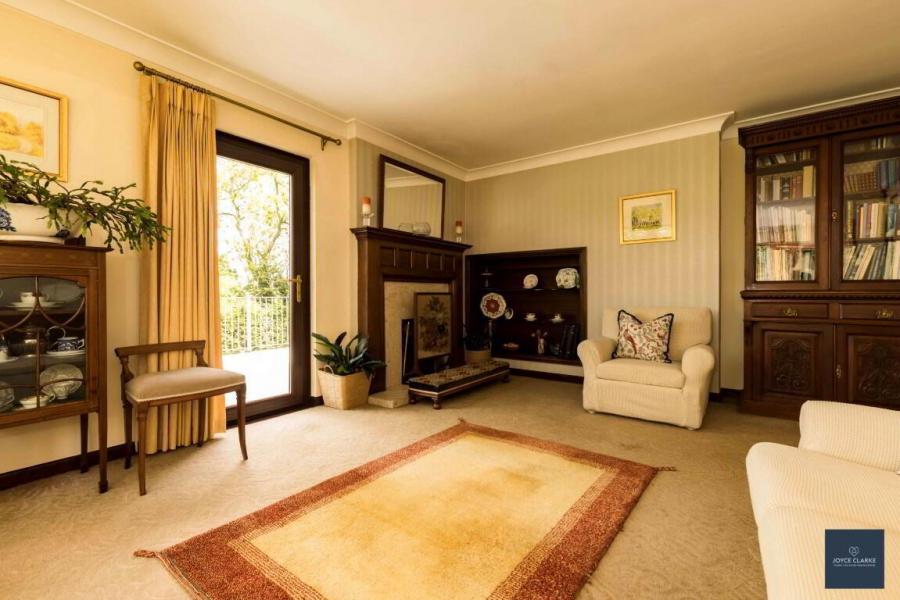 47 Bush Road