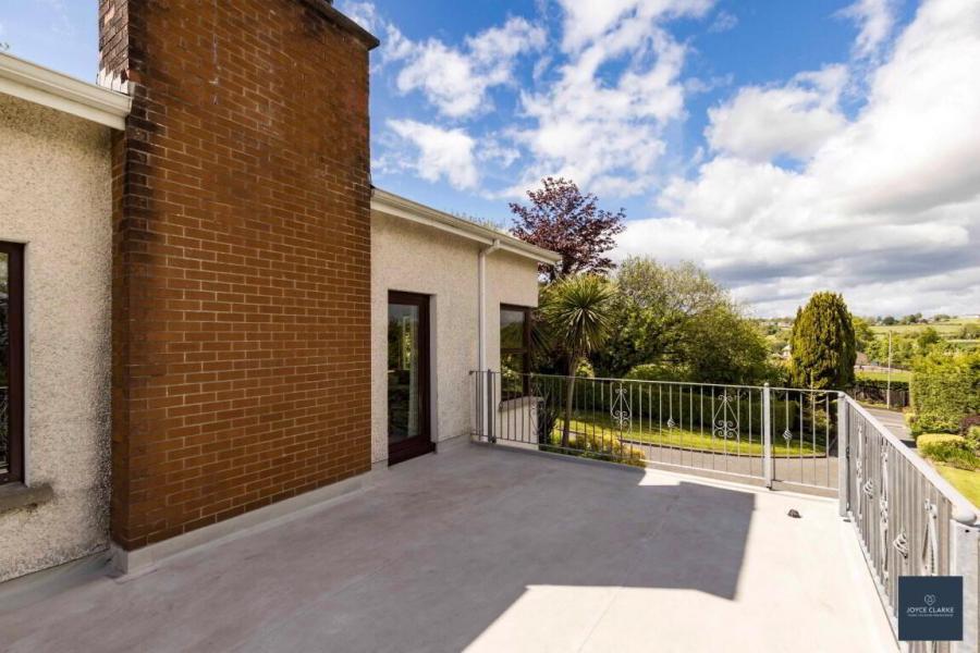47 Bush Road