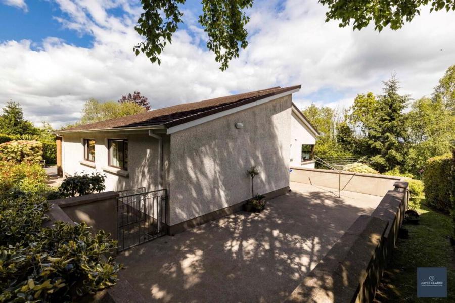 47 Bush Road