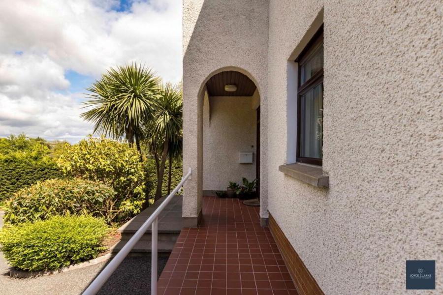 47 Bush Road