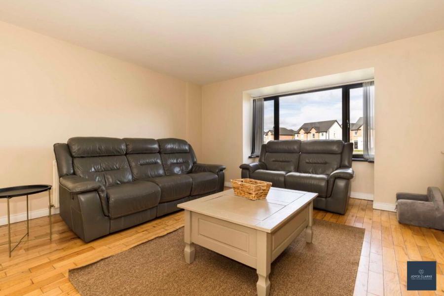 155 Carnreagh